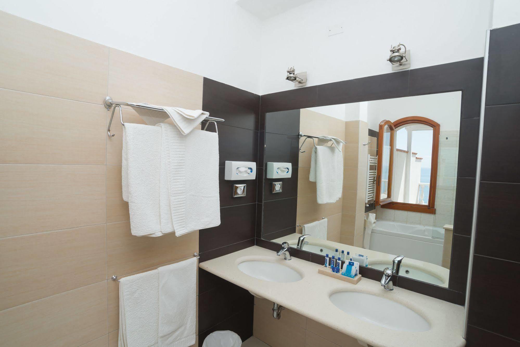 מאטינאטה Villa Scapone מראה חיצוני תמונה